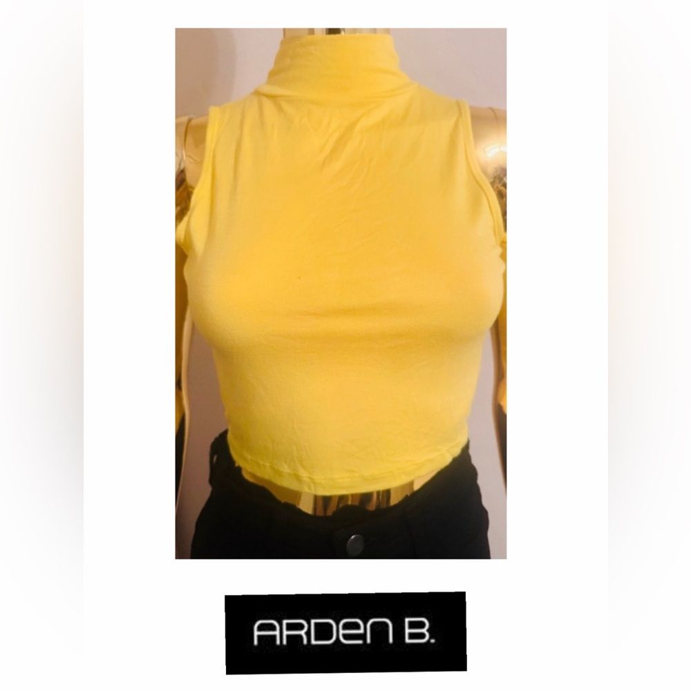 Arden B Sunny Yellow Backless Crop Top Mock Turtleneck, Size M